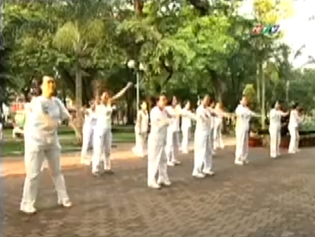 ACC and Flat Feet on “Chào Buổi Sáng” TV show