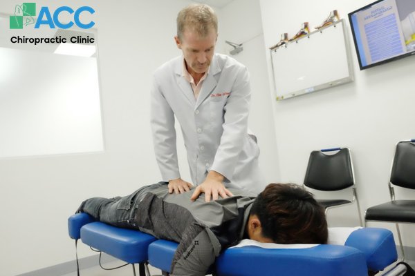 how to treat back pain at home