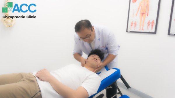 đau gáy là bệnh gì