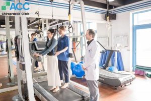 cách chữa vẹo cột sống