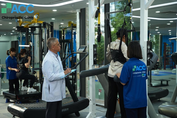 thoái hóa cột sống có trị hết không