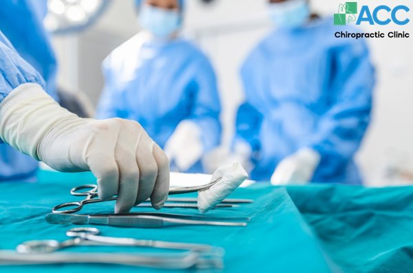 kiểm tra tình trạng bàn chân bẹt