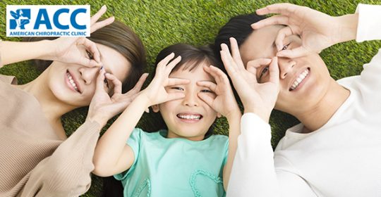 Trẻ bị bàn chân bẹt: bố mẹ nên làm gì và không nên làm gì?