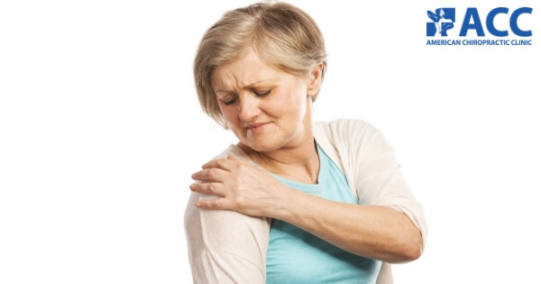 Làm sao để chăm sóc và duy trì sức khỏe của khớp vai khi bị viêm khớp vai thể đông cứng?
