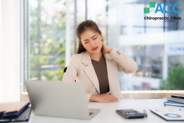 bị cứng cổ