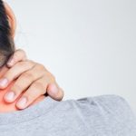 đau dây thần kinh vai gáy