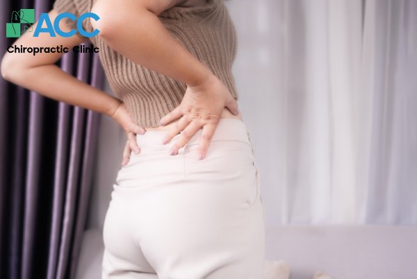 đau thắt lưng ở phụ nữ