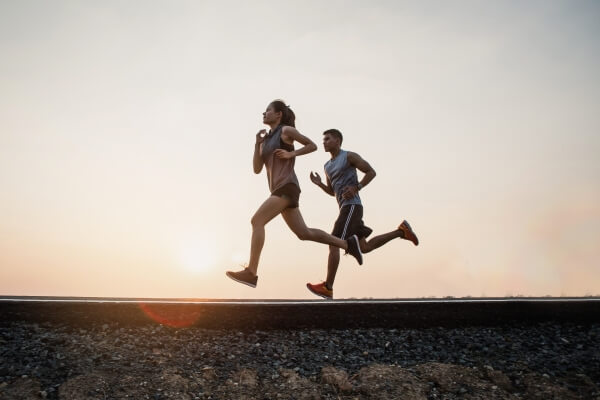 Có những biện pháp phòng ngừa đau chân khi chạy bộ nào?

