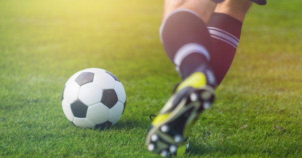 8 chấn thương thường gặp trong bóng đá và cách phòng ngừa | Phòng khám ACC
