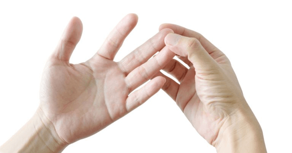 Triệu chứng tê đầu ngón tay có thể do nguyên nhân gì?