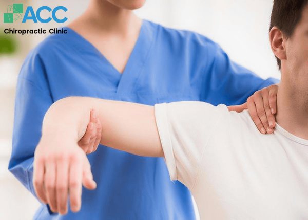 viêm gân cơ nhị đầu vai phải