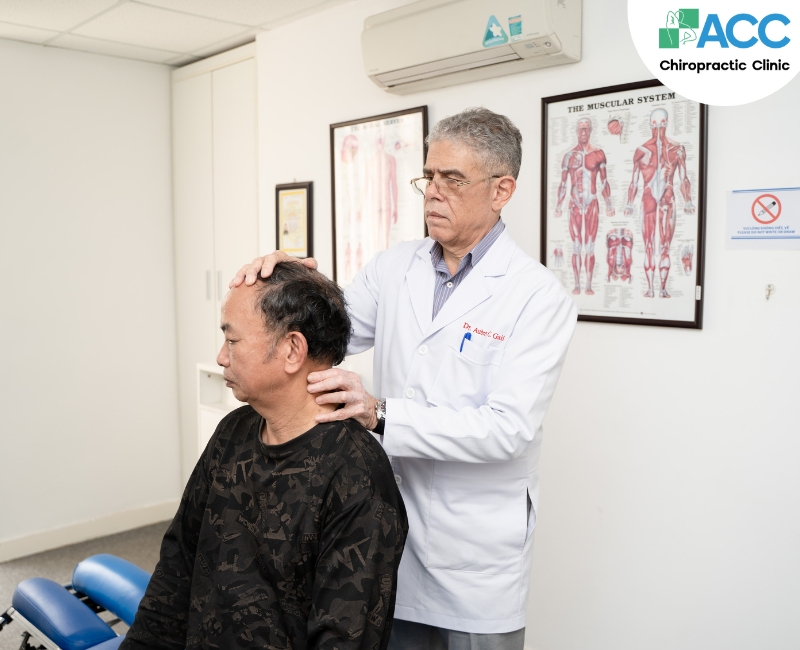 Phương pháp Chiropractic kết hợp vật lý trị liệu và phục hồi chức năng giúp điều trị thoát vị đĩa đệm tận gốc rễ