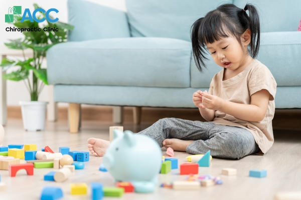 bé bị đau bàn chân