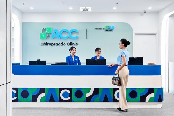 sau sinh bị đau xương cụt