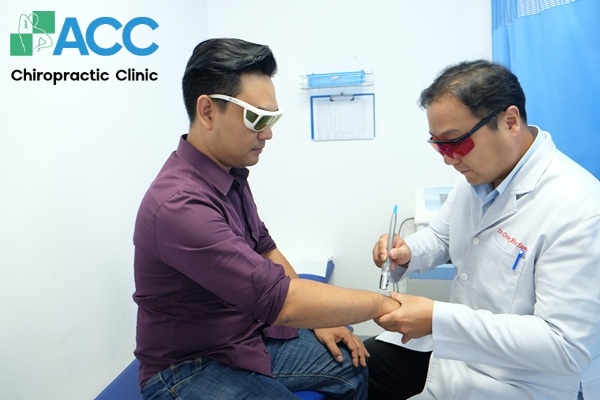 điều trị đau khớp ngón tay