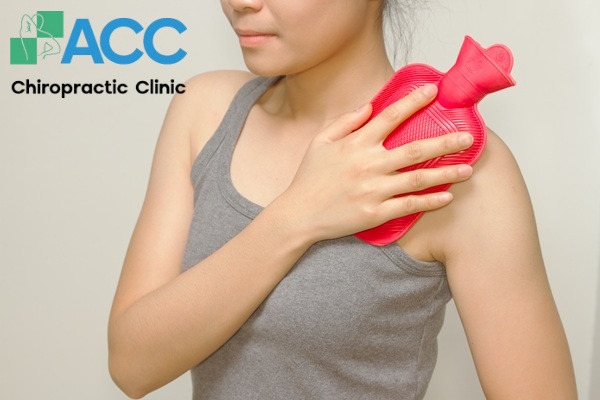 cách giảm kêu lục cục ở khớp vai