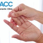 đau đầu ngón tay