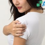 khớp vai kêu lục cục