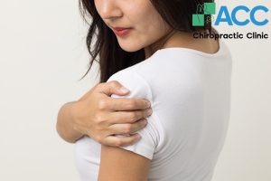 khớp vai kêu lục cục