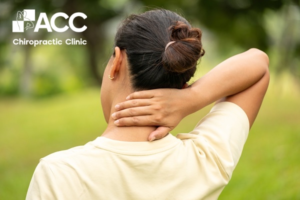 massage cổ vai gáy