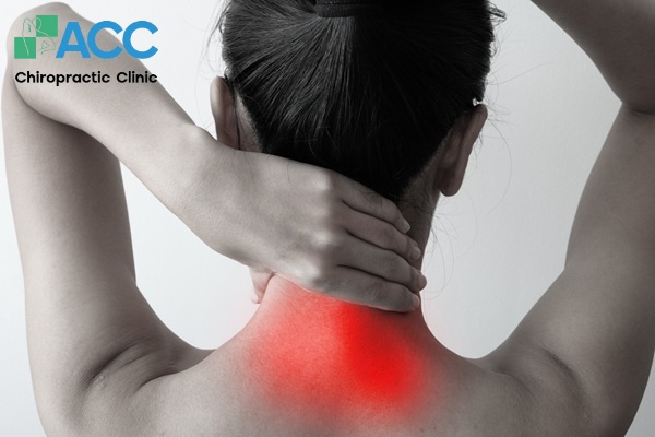 cách xoa bóp cổ vai gáy