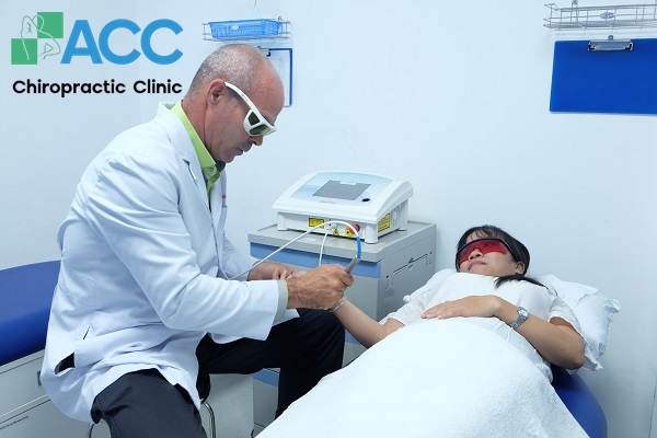 điều trị ngón tay cò súng