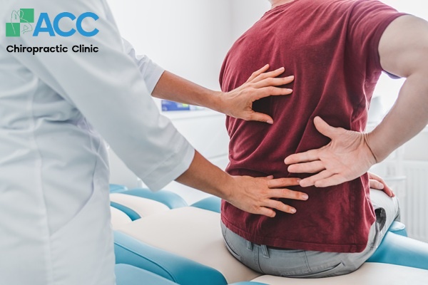 khi nào nên gặp bác sĩ khi bị đau lưng