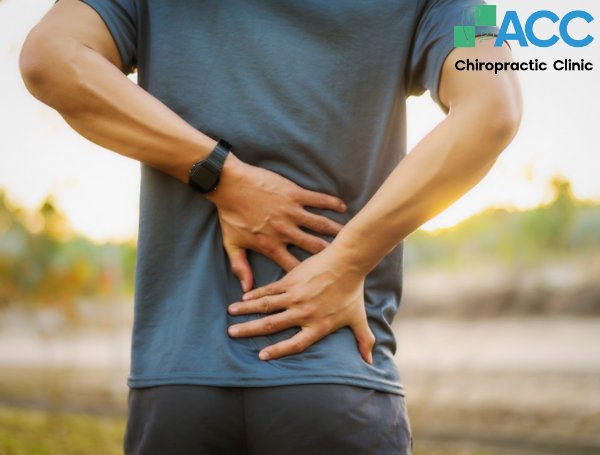 bị đau lưng dưới ở nam giới