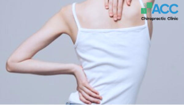 triệu chứng vẹo cột sống