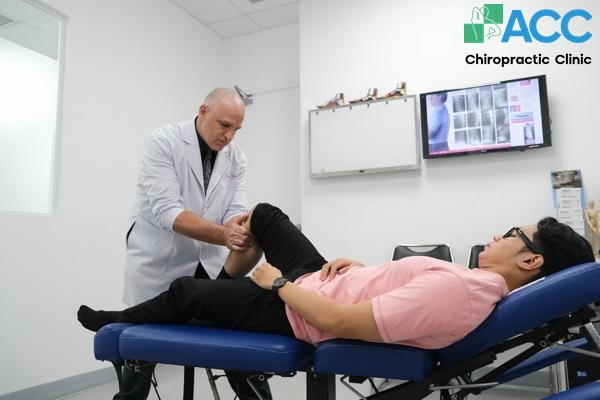 căng cơ khớp gối