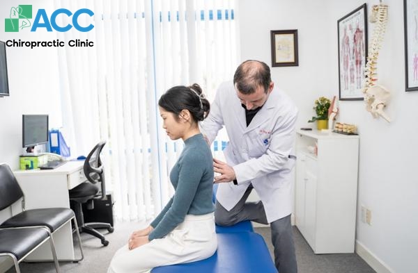 tiêm phong bế điều trị thoát vị đĩa đệm